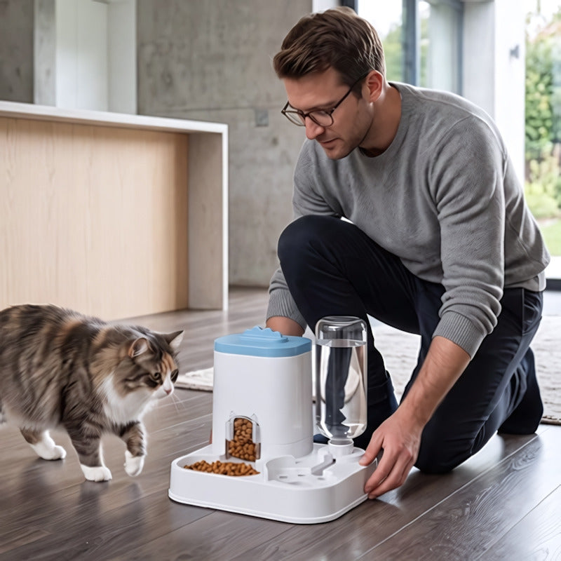 Distributeur de croquettes pour Chat MonChatDiseuvoir avec réservoir d'eau 800mL bleu