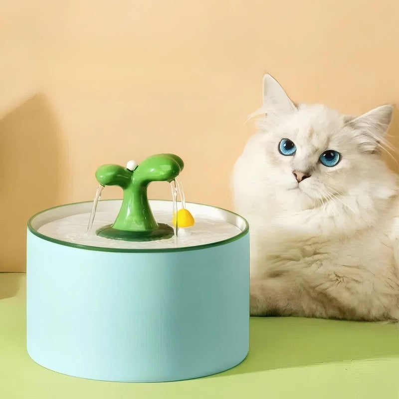 Fontaine à eau pour chat céramique 1,5 L MonChatCeramEau chat blanc yeux bleus fontaine bleue