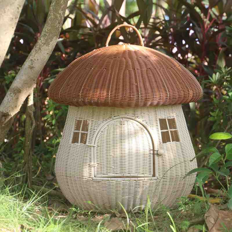 Panier en osier pour chat MonChatPignon seul dehors