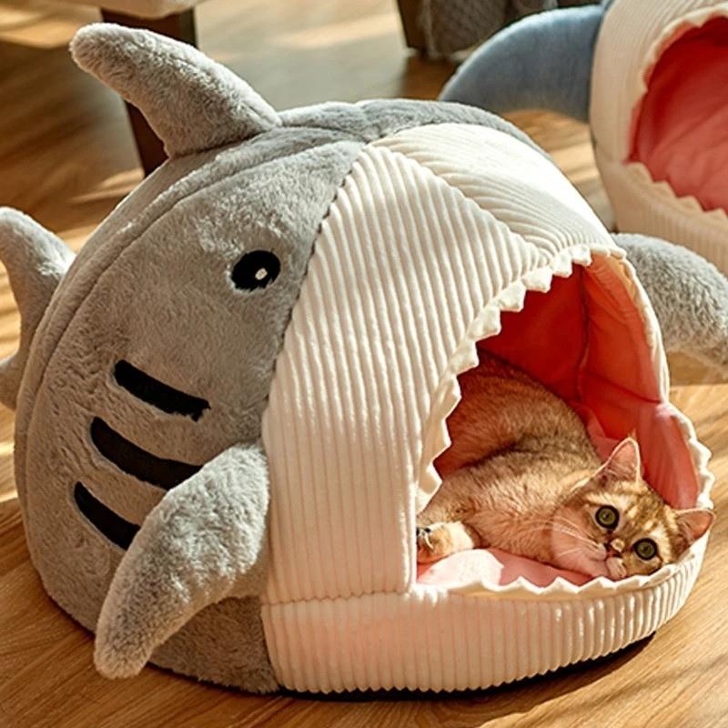 Panier pour chat sharkychat requin gris