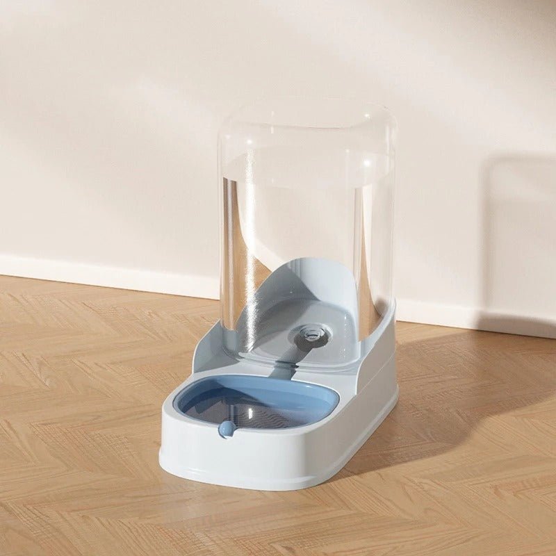 Distributeur croquettes chat eau bleu