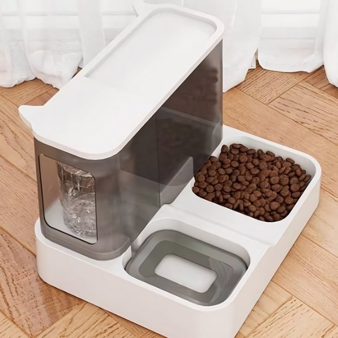 Distributeur de croquettes pour chat eau et croquettes blanc