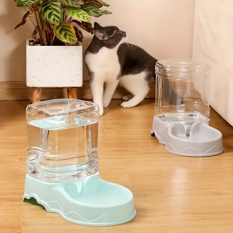 distributeur eau chat 2 distributeurs et chat