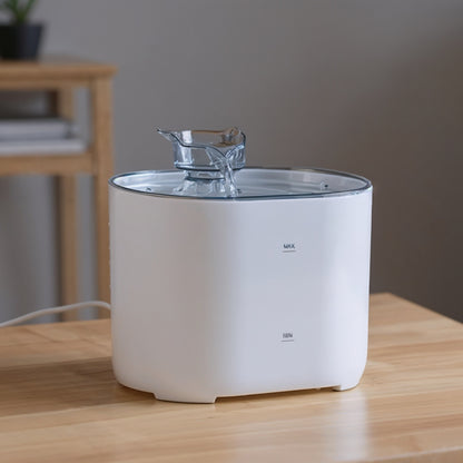 fontaine a eau pour chat modèle blanc